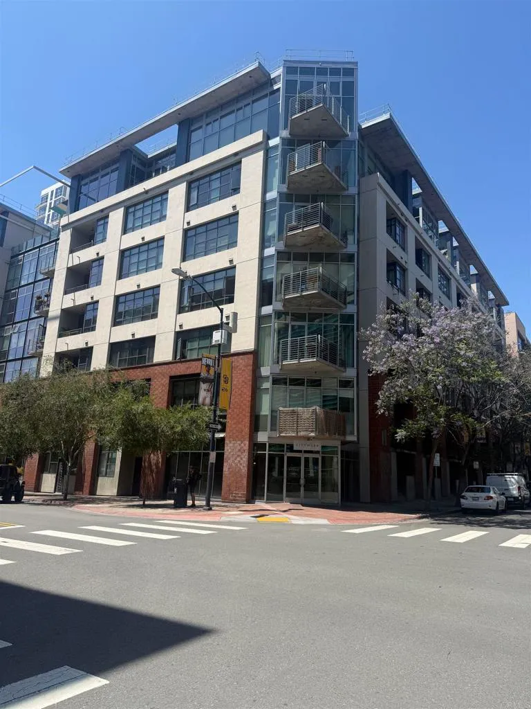 1050 Island Avenue Unit 513, San Diego, CA 92101