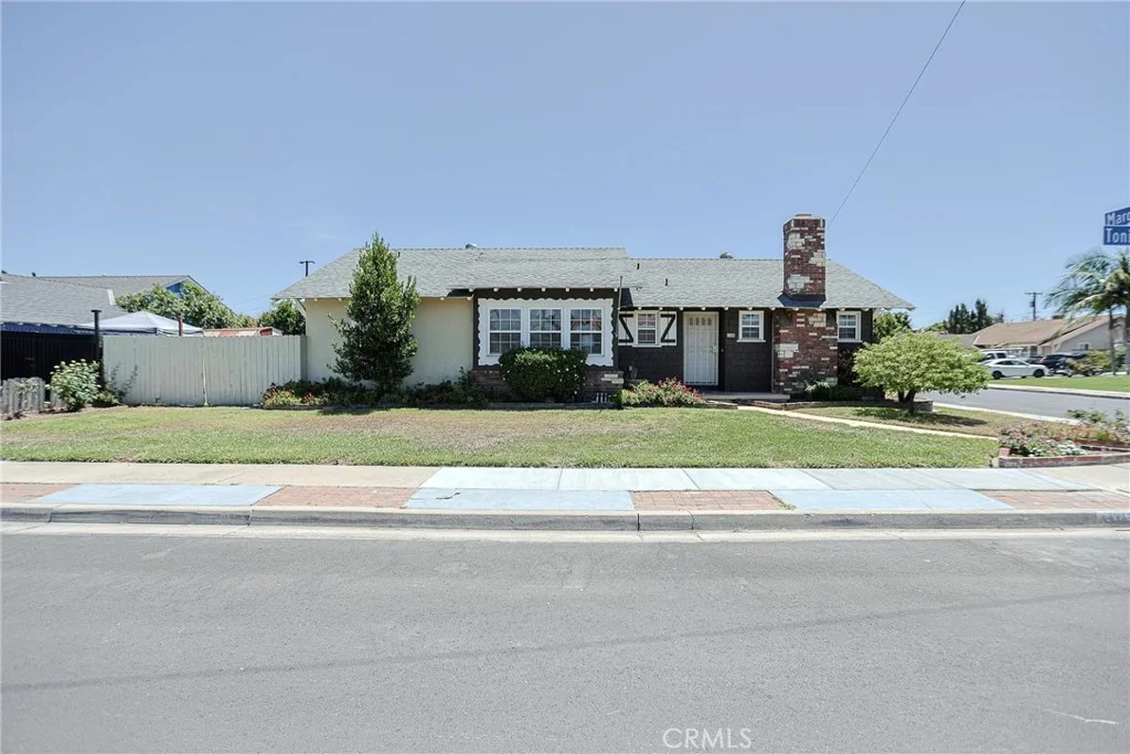 1316 W Tonia Ln, Anaheim, CA 92802