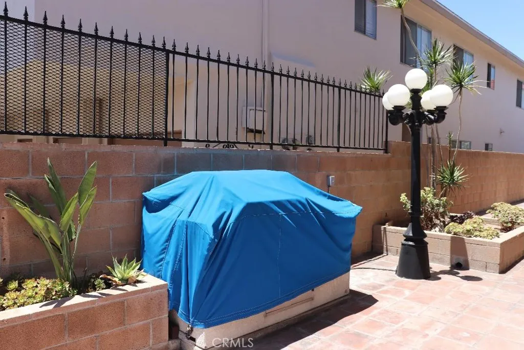 985 W 9th St, San Pedro, CA 90731