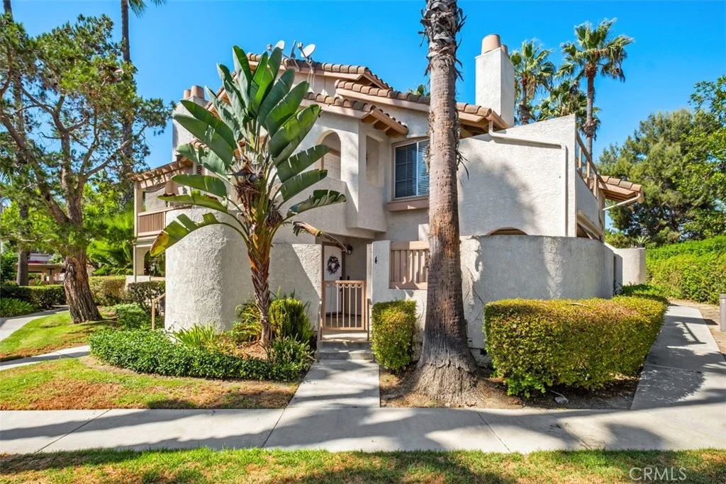 26572 Las Palmas Unit 4, Laguna Hills, CA 92656