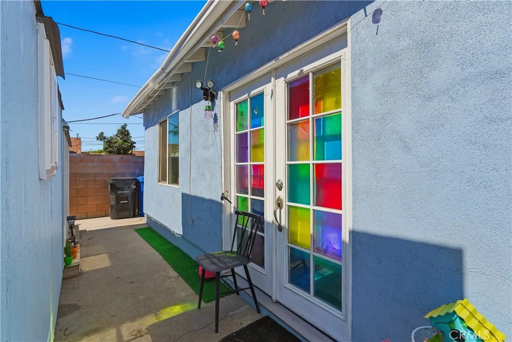 13737 Mercer St, Pacoima, CA 91331