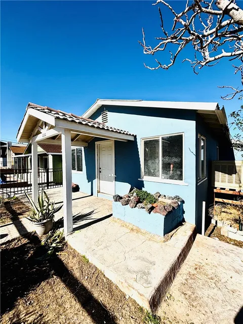 533 E. Frederick st, Barstow, CA MLS: CV24210359