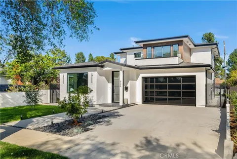 934 N Fairview Street, Burbank, CA MLS: BB25044898