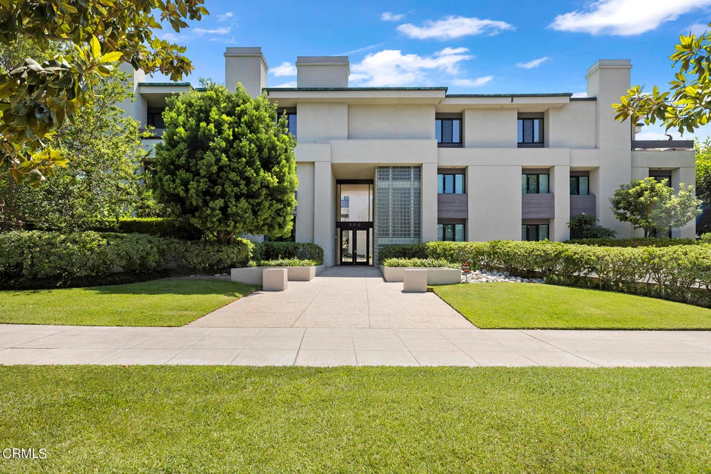 300 S Orange Grove Boulevard Unit 8, Pasadena, CA 91105