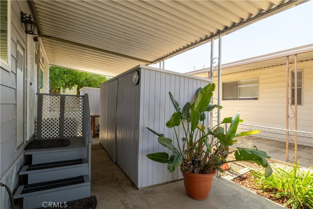 1466 Glengrove Square, Corona, CA 92882