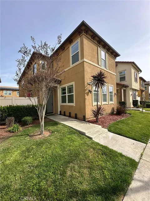 12507 Heritage Springs Drive, Santa Fe Springs, CA MLS: DW25033461