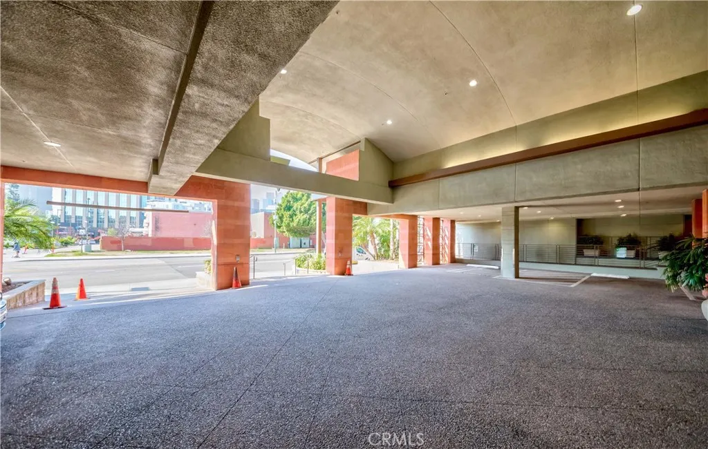 Additional image 91 of 100 S Alameda Street Unit 321, Los Angeles, CA 90012