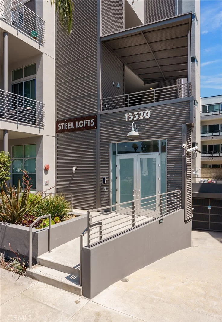13320 Beach Avenue Unit 301, Marina Del Rey, CA 90292