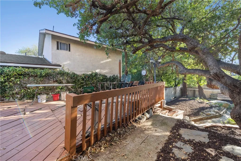 Additional image 135 of 25048 Wheeler Rd, Newhall, CA 91321