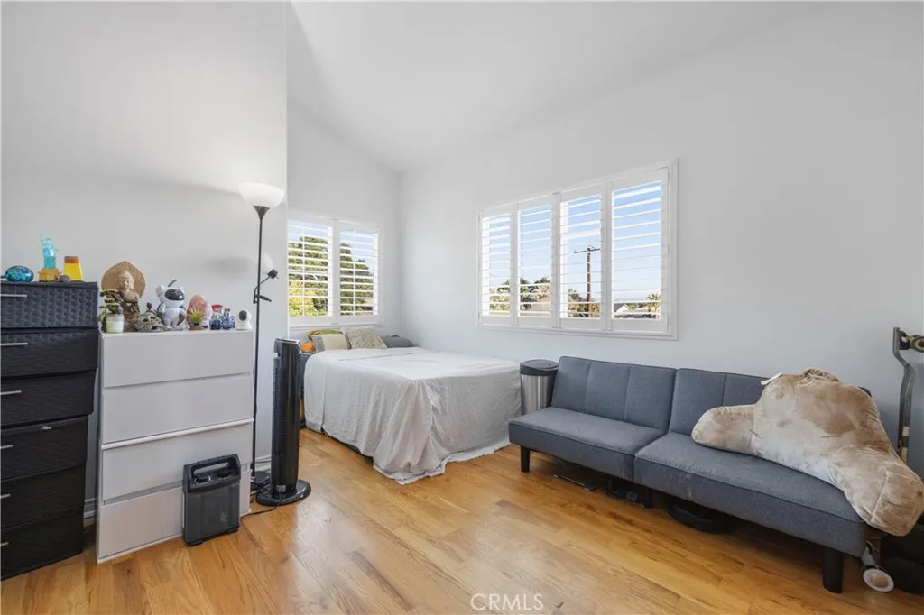 Additional image 115 of 25048 Wheeler Rd, Newhall, CA 91321