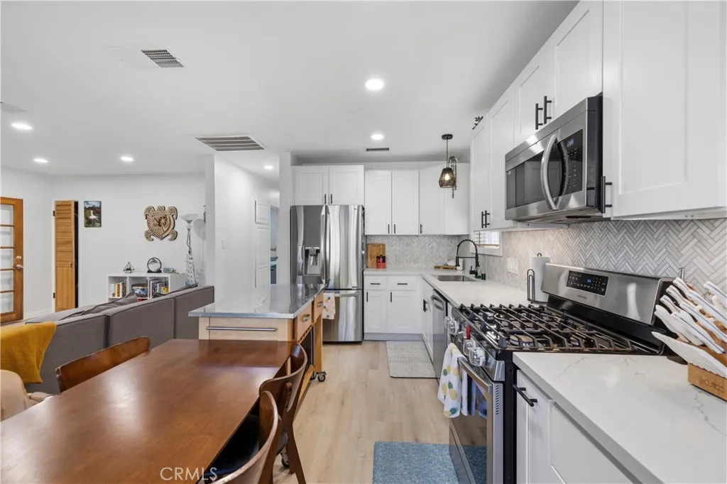 Additional image 12 of 25048 Wheeler Rd, Newhall, CA 91321