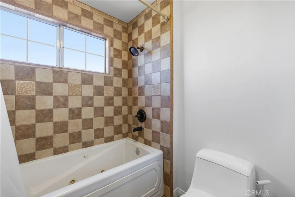 Additional image 119 of 25048 Wheeler Rd, Newhall, CA 91321