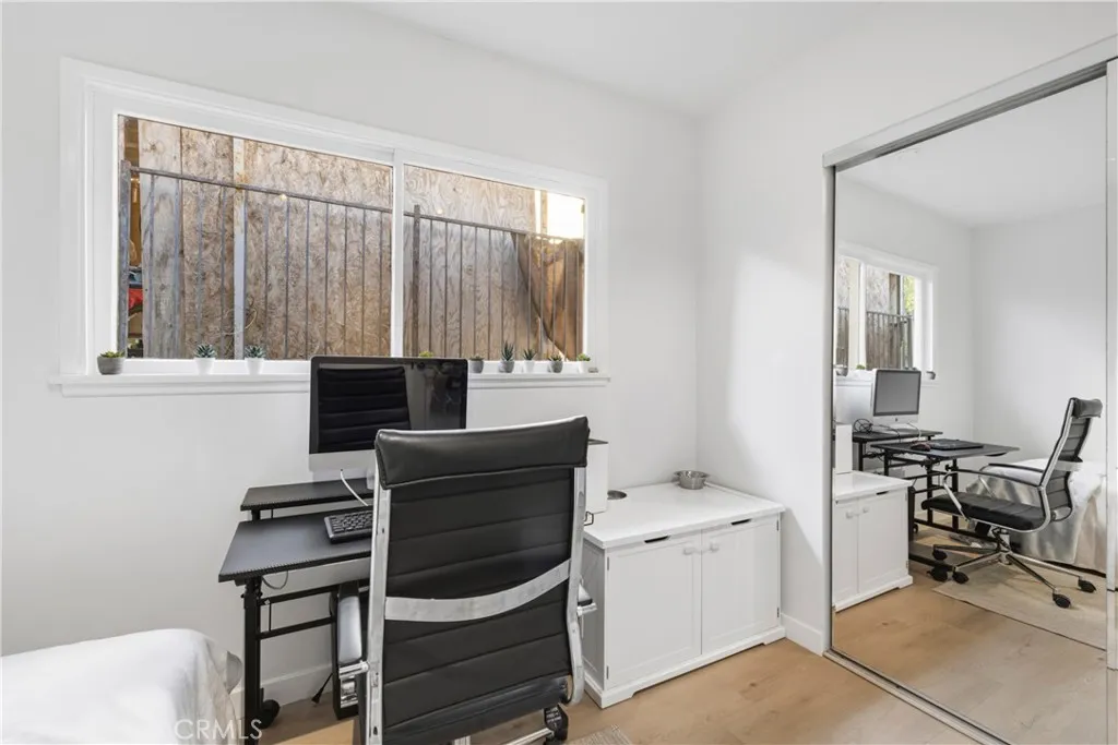 Additional image 107 of 25048 Wheeler Rd, Newhall, CA 91321