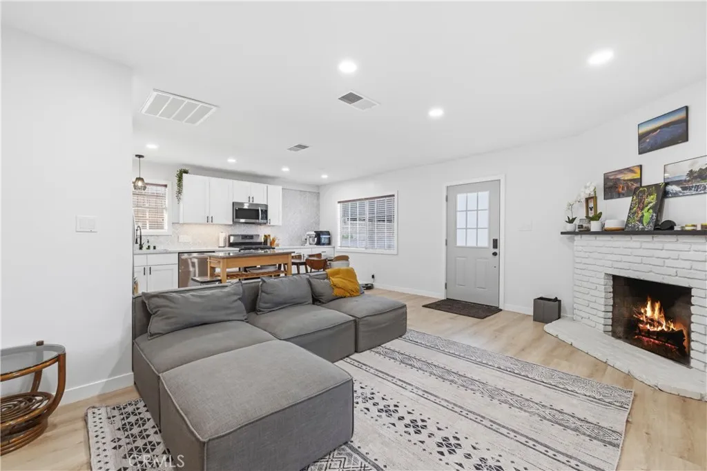 Additional image 81 of 25048 Wheeler Rd, Newhall, CA 91321