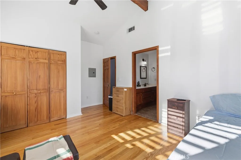 Additional image 122 of 25048 Wheeler Rd, Newhall, CA 91321