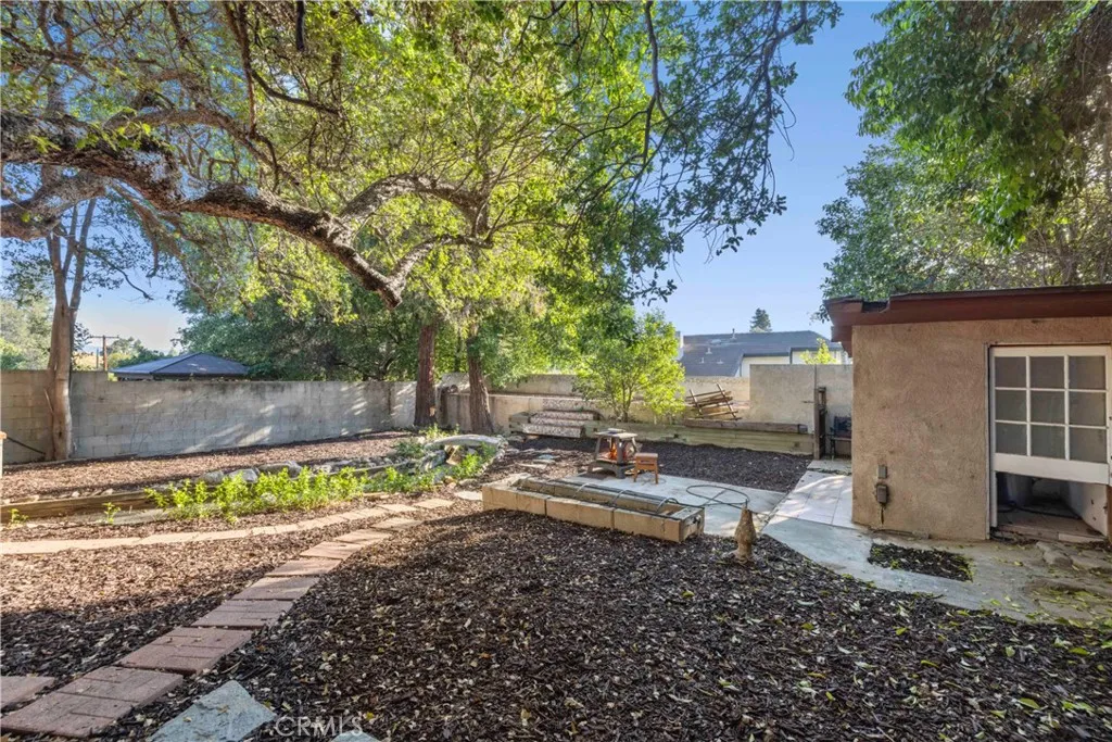 Additional image 137 of 25048 Wheeler Rd, Newhall, CA 91321