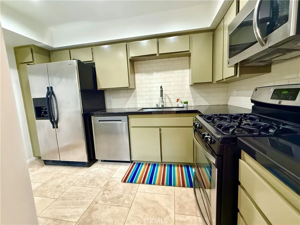 Additional image 45 of 11738 Moorpark Street Unit A, Studio City, CA 91604