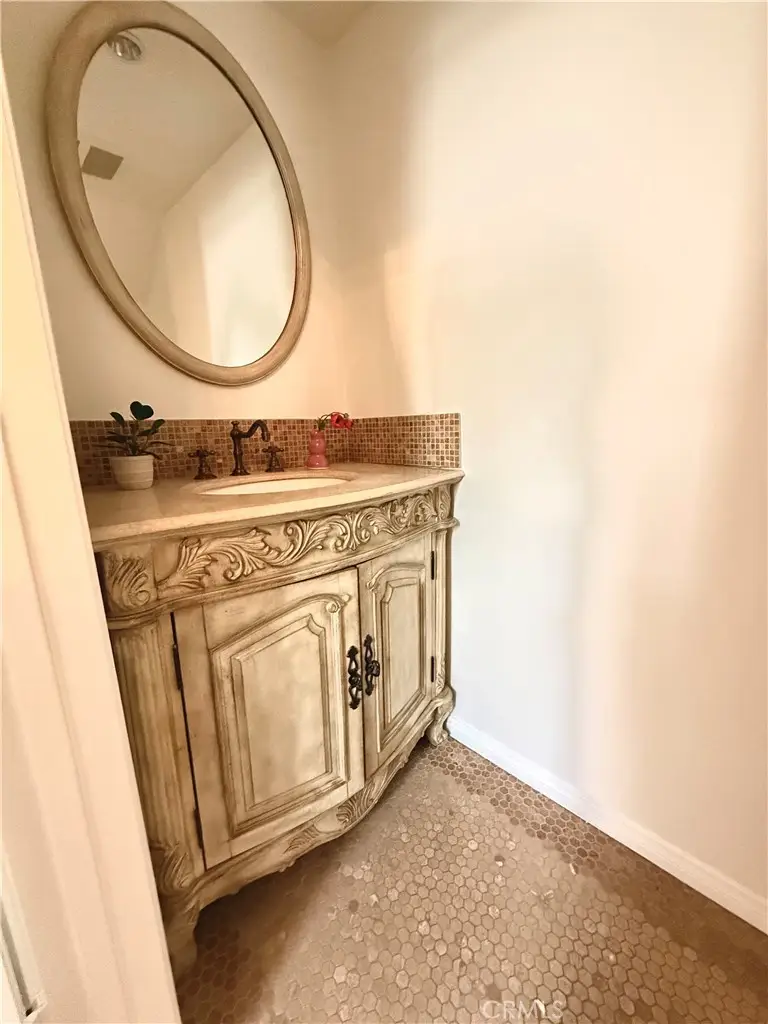 Additional image 10 of 11738 Moorpark Street Unit A, Studio City, CA 91604