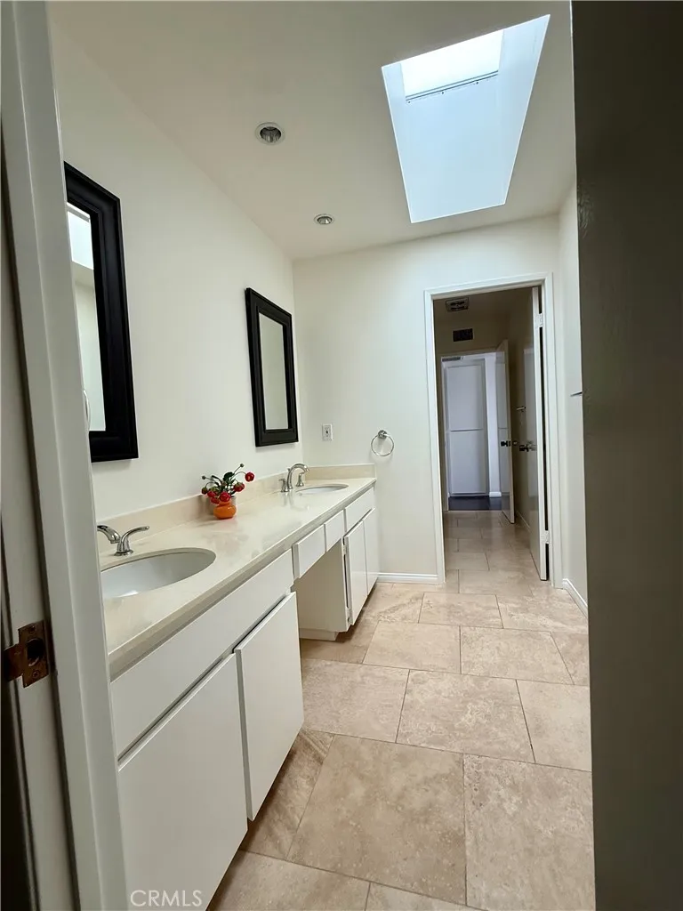 Additional image 57 of 11738 Moorpark Street Unit A, Studio City, CA 91604