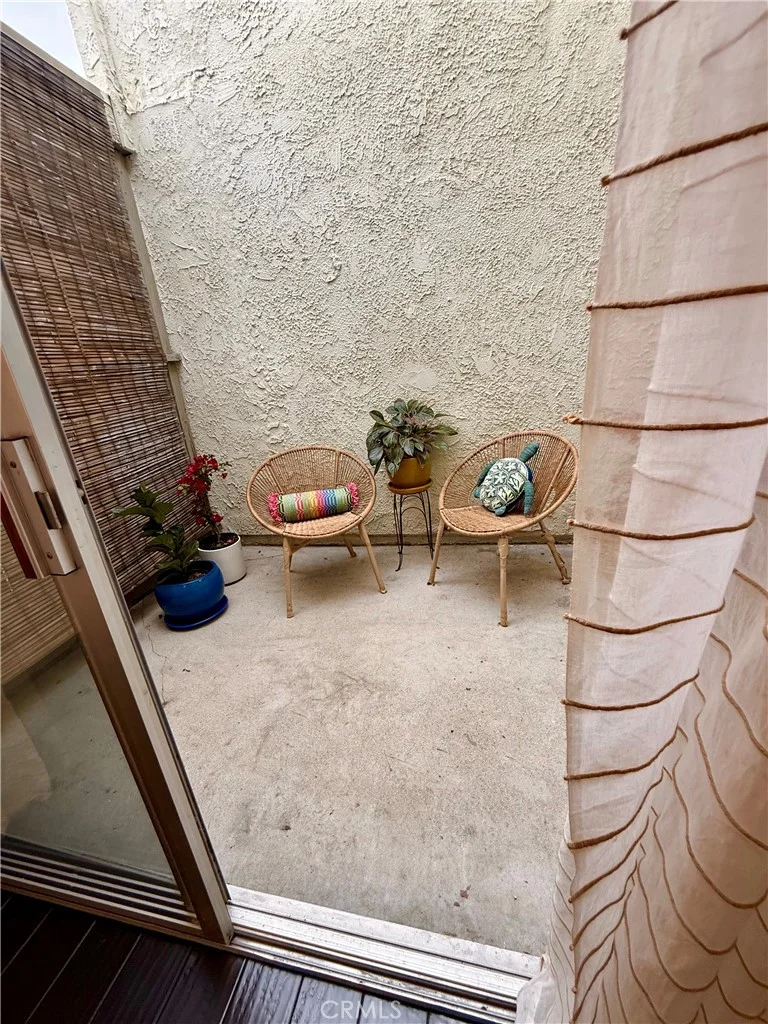 Additional image 12 of 11738 Moorpark Street Unit A, Studio City, CA 91604