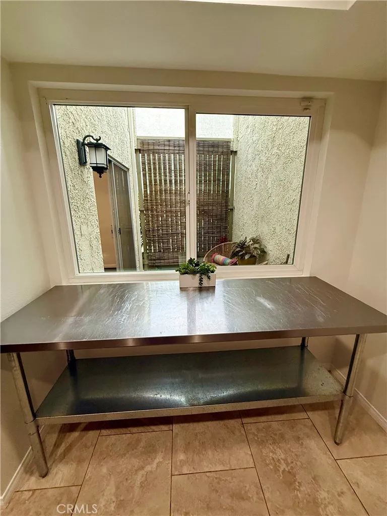 Additional image 48 of 11738 Moorpark Street Unit A, Studio City, CA 91604