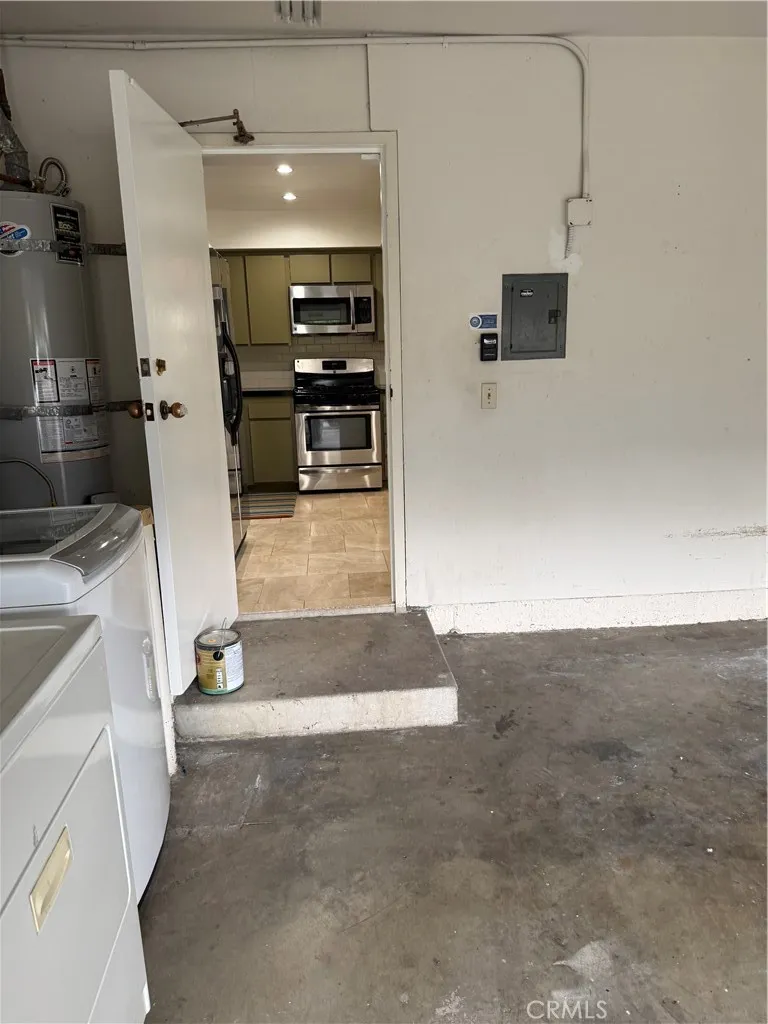 Additional image 59 of 11738 Moorpark Street Unit A, Studio City, CA 91604