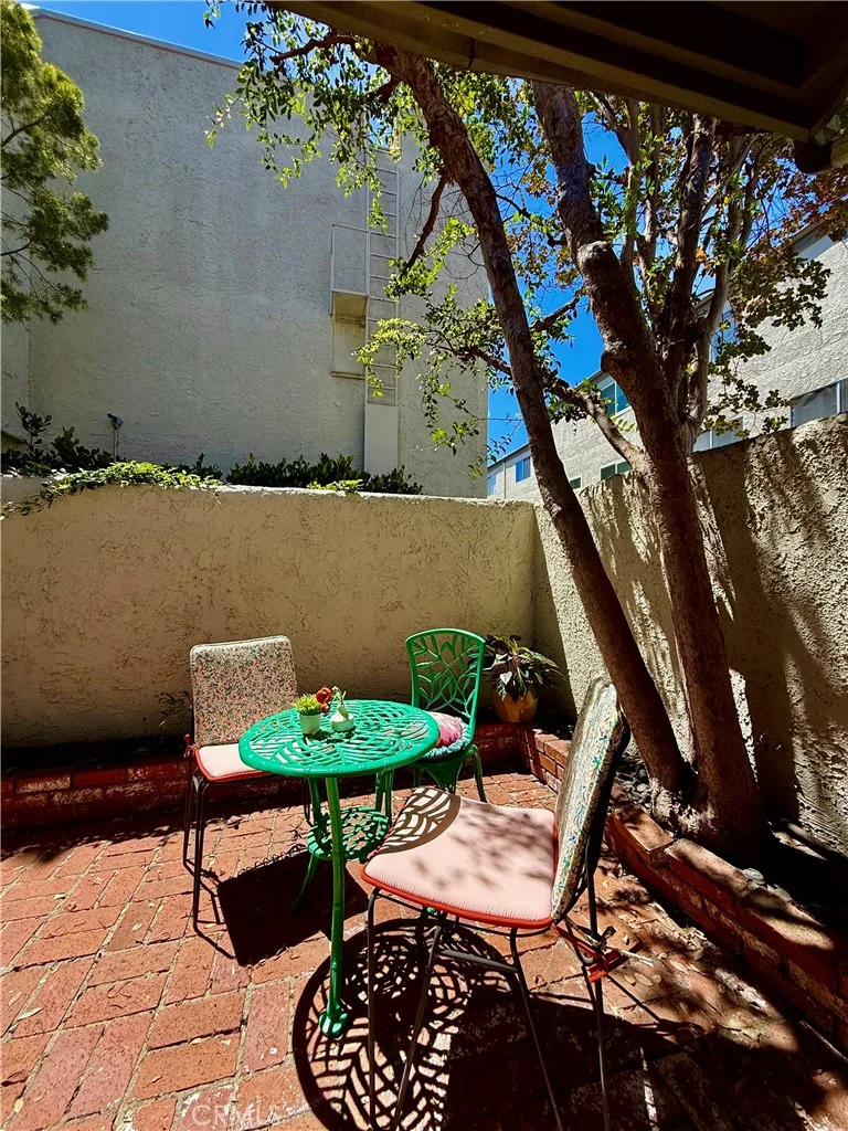 Additional image 5 of 11738 Moorpark Street Unit A, Studio City, CA 91604