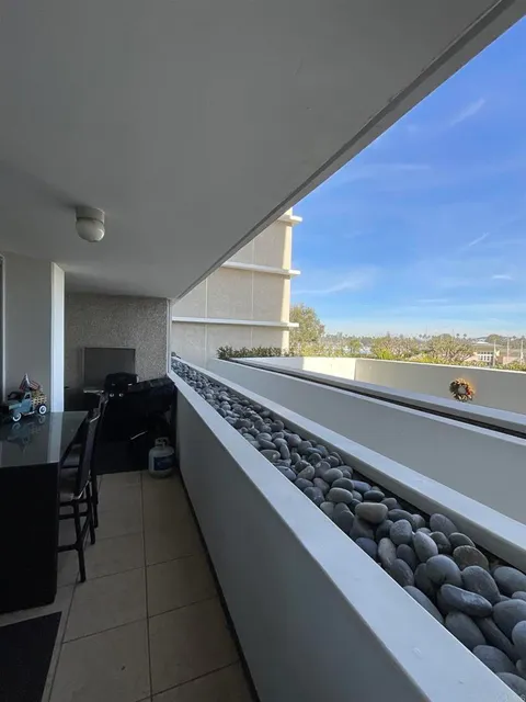 1750 Avenida Del Mundo Unit 110, Coronado, CA 92118 - MLS#: NDP2500578