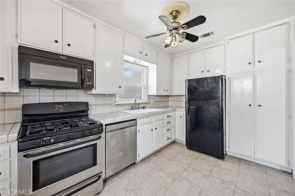 Additional image 50 of 1118 Roswell Ave, Long Beach, CA 90804