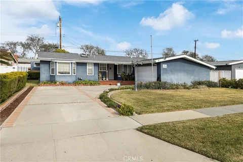 2129 W Houston Avenue, Fullerton, CA 92833 - MLS#: PW25050697