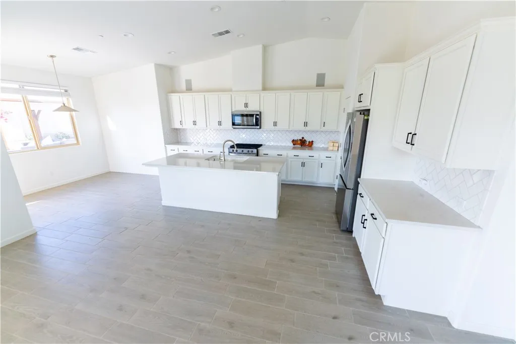 Additional image 17 of 1705 Brickhill Court, Bakersfield, CA 93311