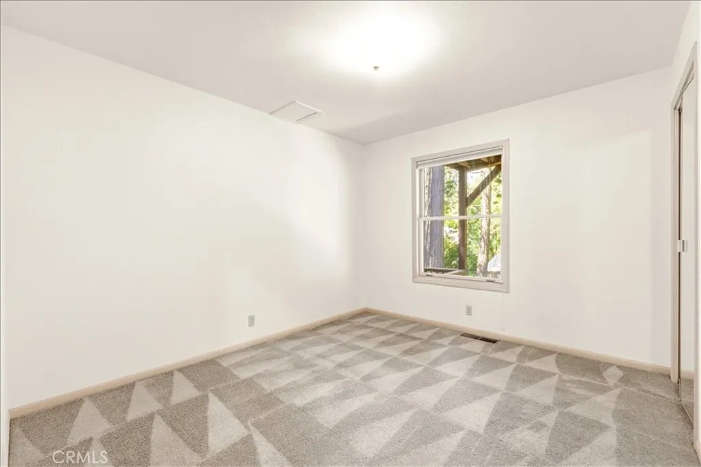 Additional image 39 of 306 Gaudenzio St, Mount Shasta, CA 96067