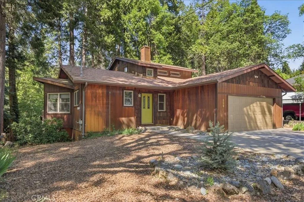 Additional image 29 of 306 Gaudenzio St, Mount Shasta, CA 96067