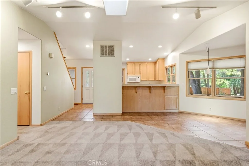 Additional image 38 of 306 Gaudenzio St, Mount Shasta, CA 96067