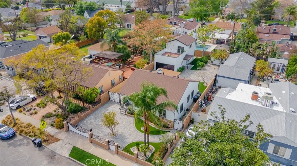 1735 N Lima St, Burbank, CA 91505