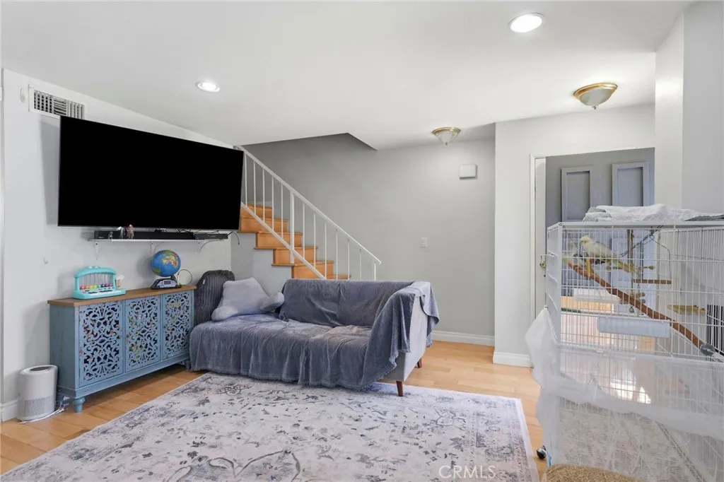 Additional image 17 of 19231 Sherman Way Unit 1, Reseda, CA 91335