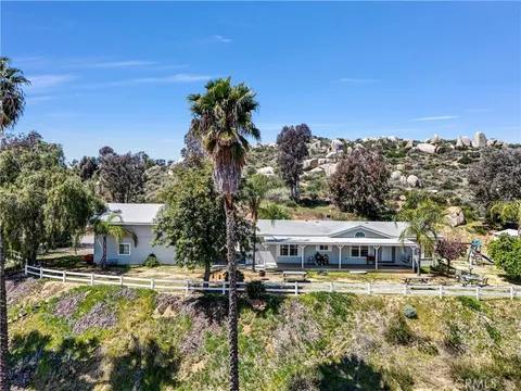 25280 Barnes Lane, Menifee, CA MLS: IV25082248
