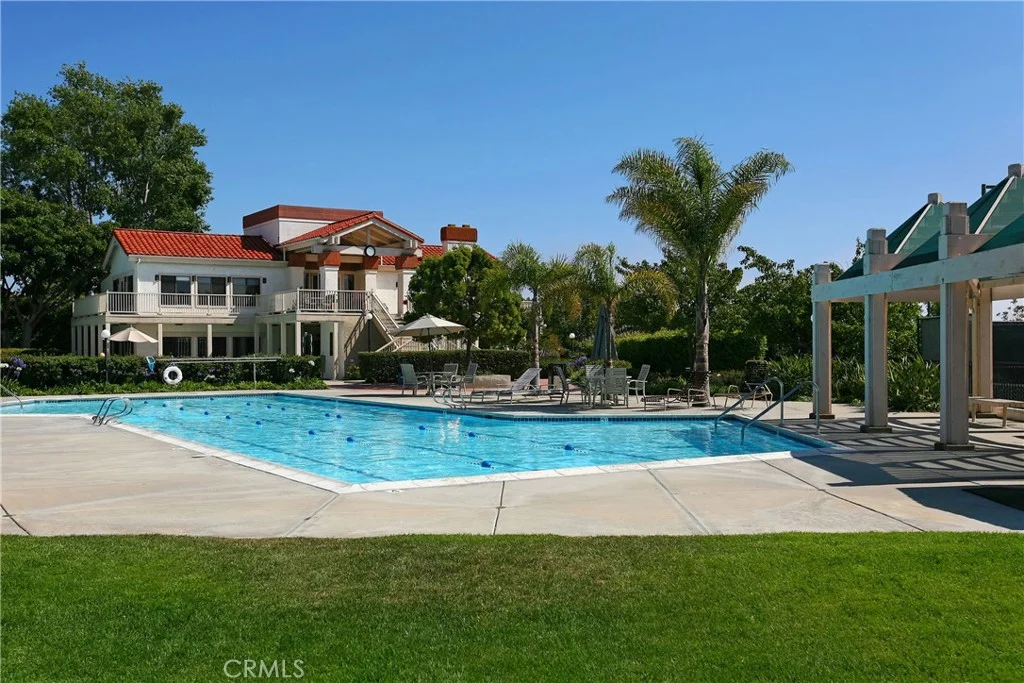 2205 Via Tabara, La Jolla, CA 92037 photo 3