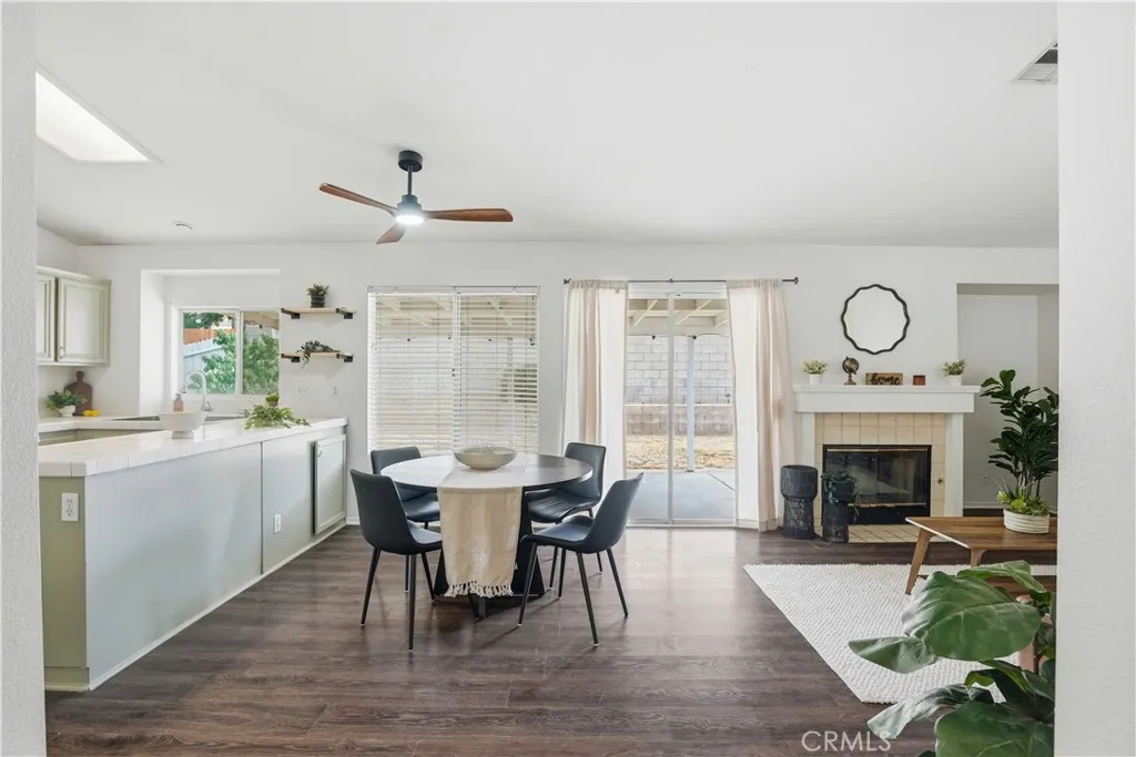 Additional image 3 of 5854 Madrid Court, Palmdale, CA 93552