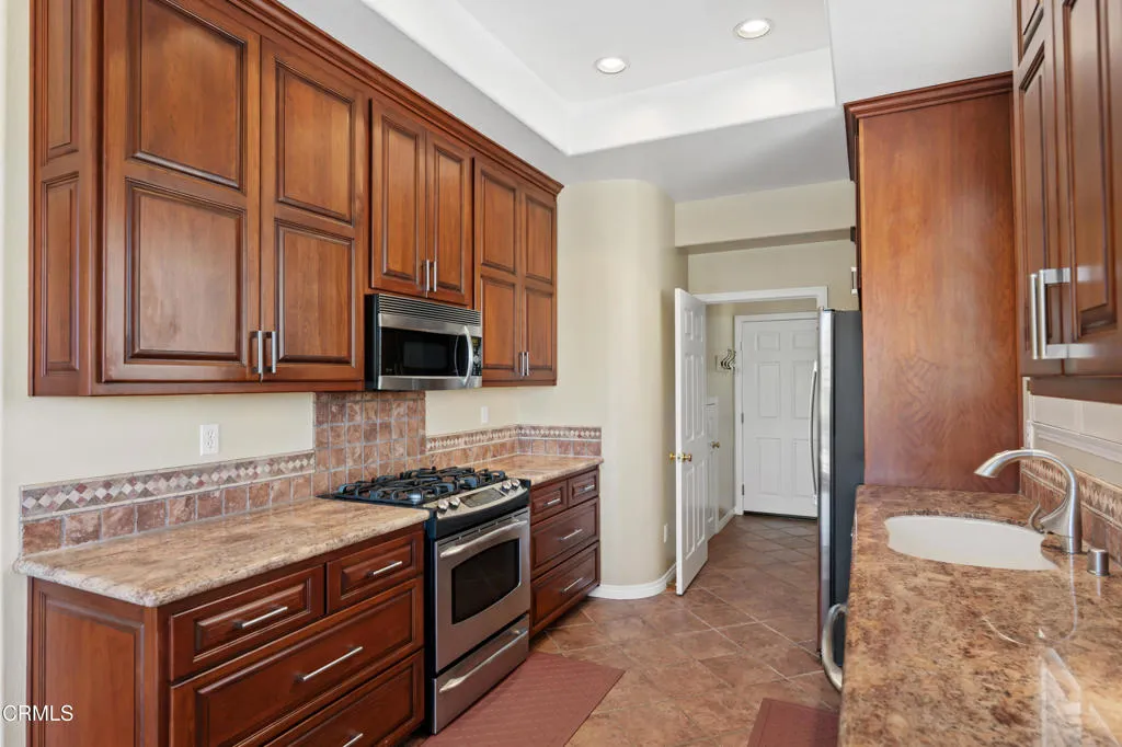 Additional image 14 of 1022 Corte Augusta, Camarillo, CA 93010