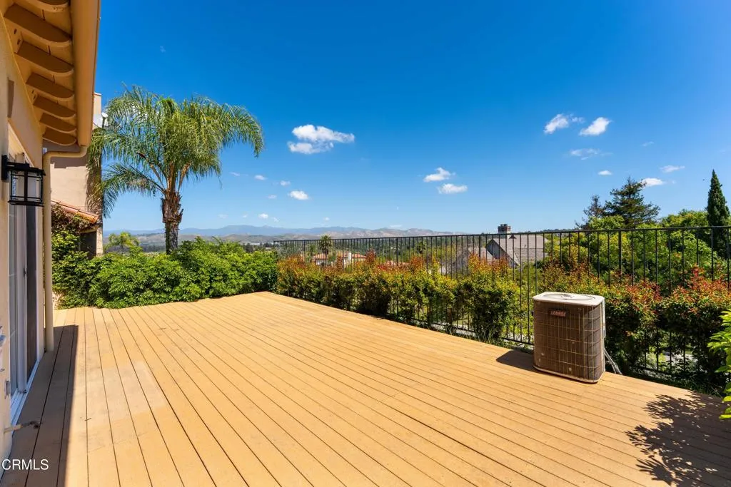 Additional image 2 of 1022 Corte Augusta, Camarillo, CA 93010