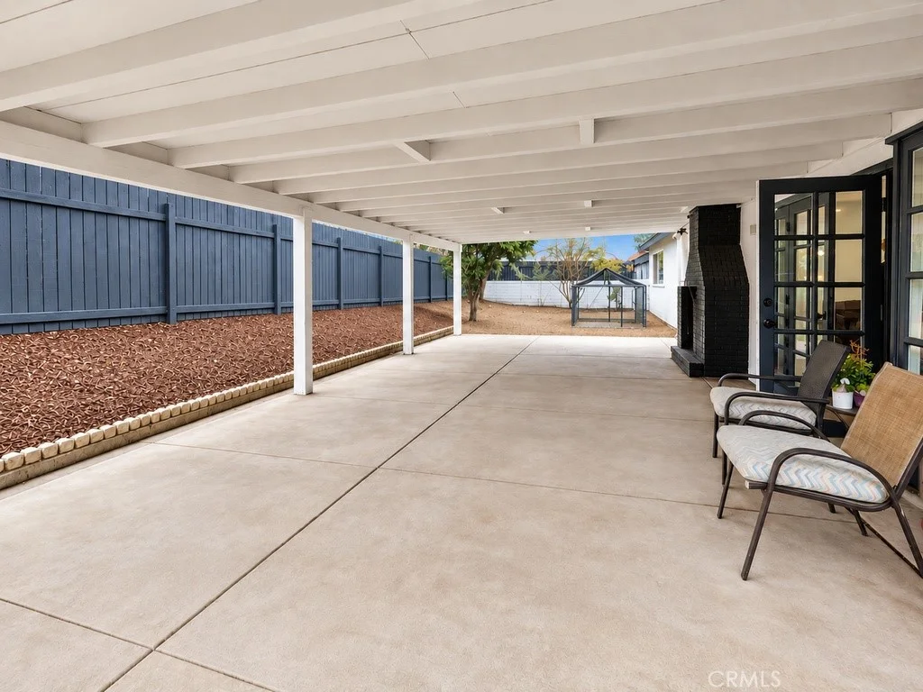 1302 Turquoise Dr, Corona, CA 92882