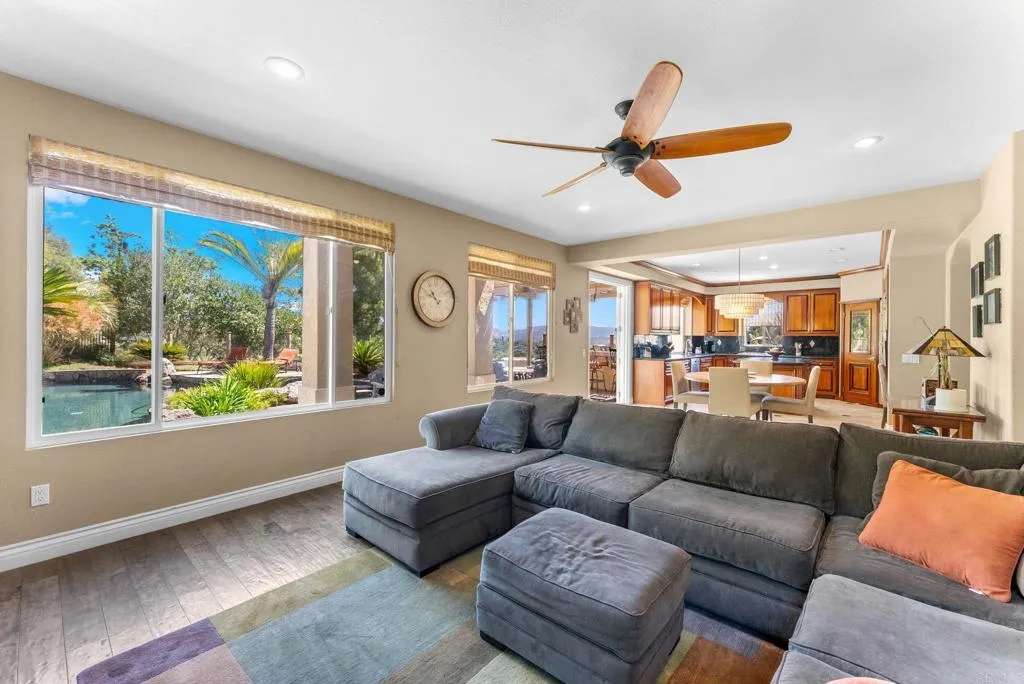 Additional image 21 of 1334 Emeraude Glen, Escondido, CA 92029