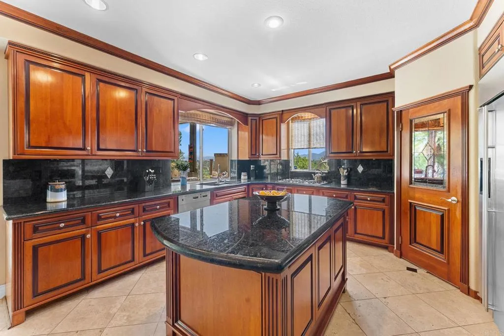 Additional image 80 of 1334 Emeraude Glen, Escondido, CA 92029