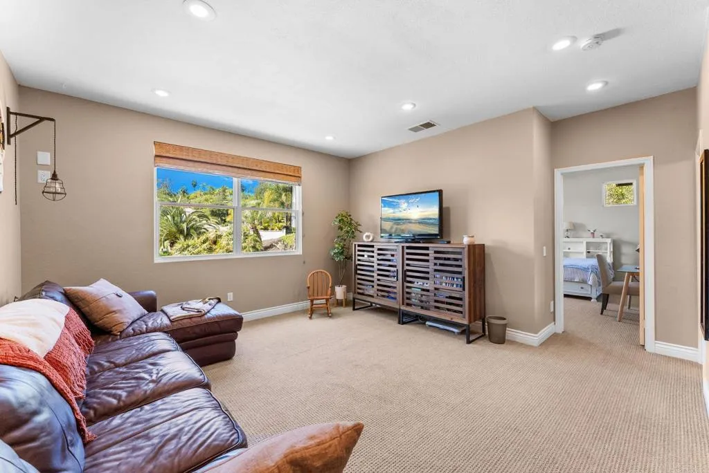 Additional image 109 of 1334 Emeraude Glen, Escondido, CA 92029