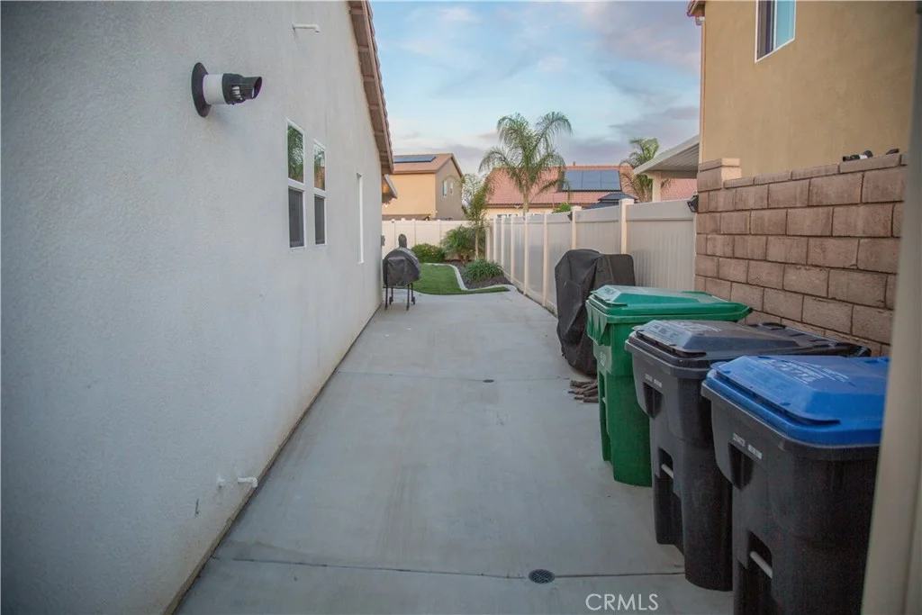 29458 Highroot Court, Winchester, CA 92596