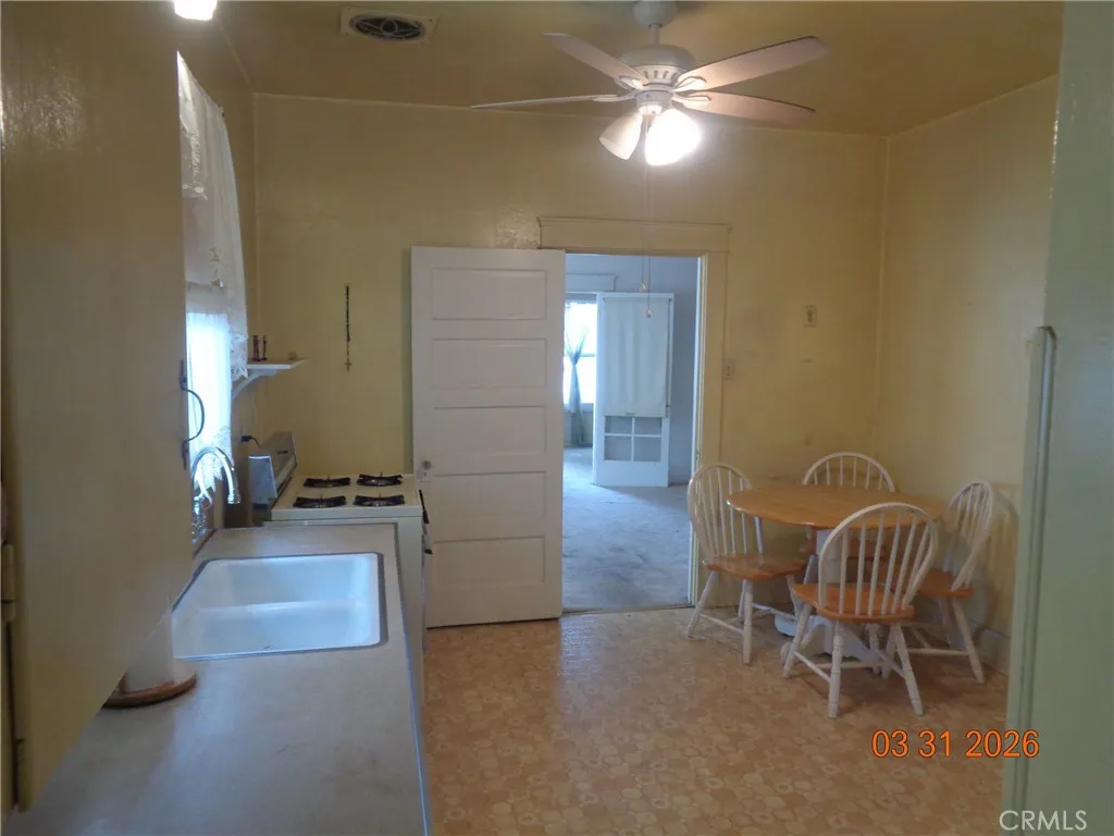 Additional image 26 of 723 E 9th Street, Upland, CA 91786