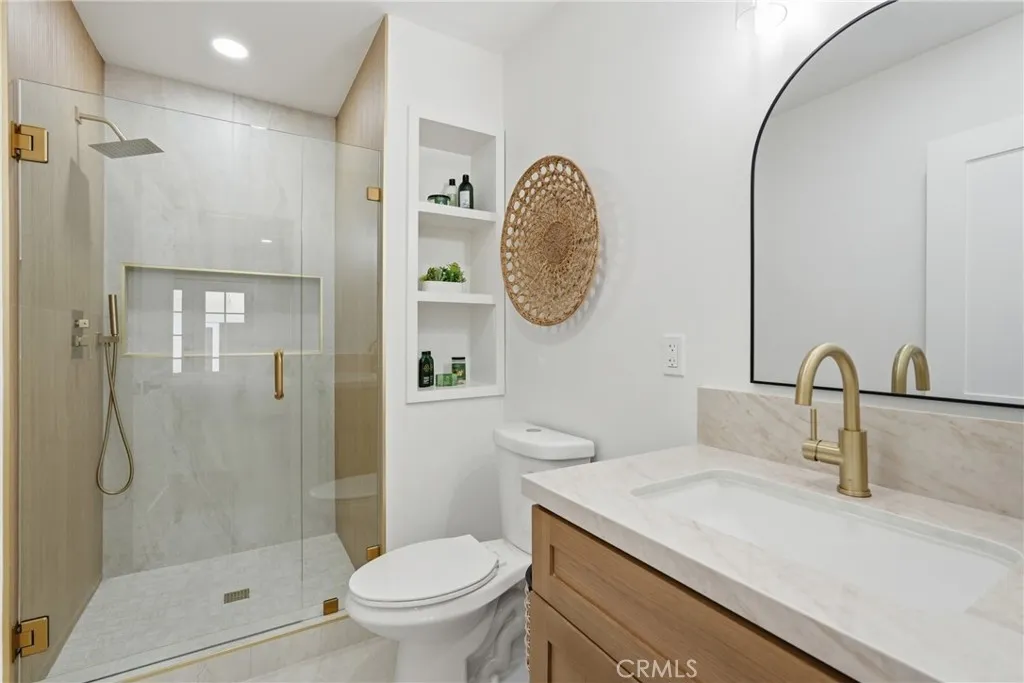 Additional image 69 of 6926 E Peabody St, Long Beach, CA 90808