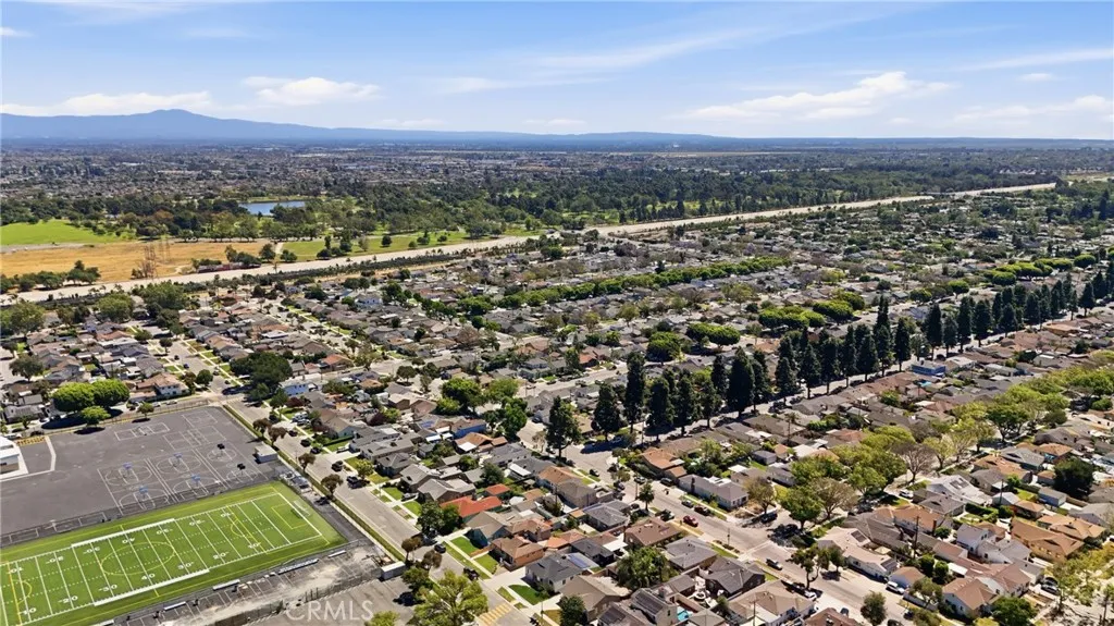 Additional image 94 of 6926 E Peabody St, Long Beach, CA 90808