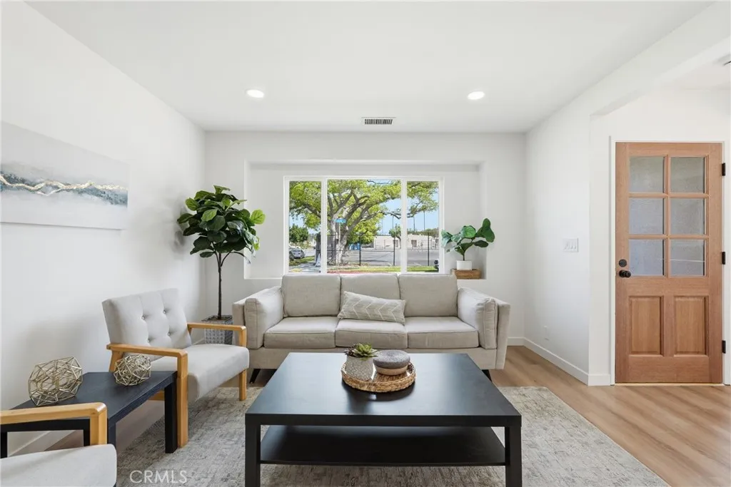 Additional image 56 of 6926 E Peabody St, Long Beach, CA 90808